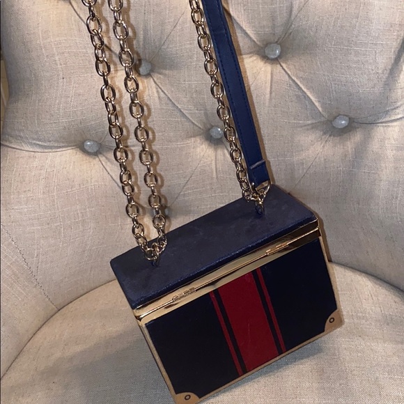Zara Navy blue and red square box - Picture 3 of 3